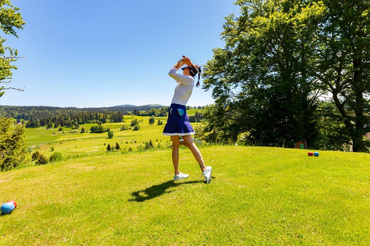 Domaine Du Mont-Saint-Jean Hotel เลรูส ภายนอก รูปภาพ